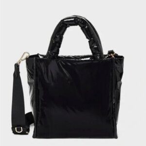 Midi Boxy Crossbody (black)